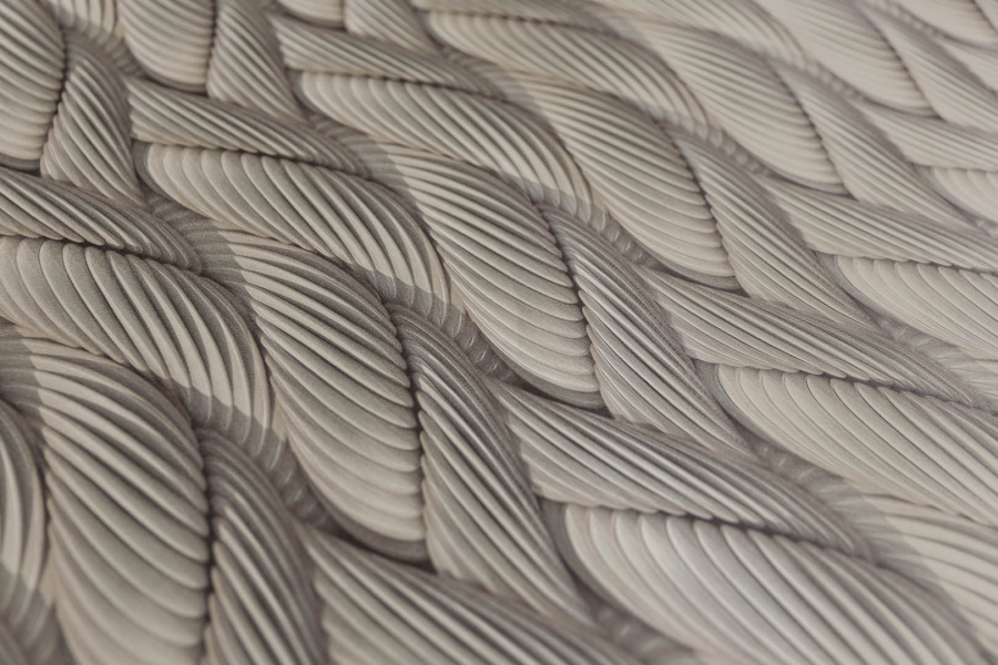 Обои виниловые на флизелиновой основе Трессаж мотив, коричневый 